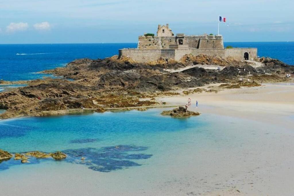 Ferienwohnung Le Plongeoir De Bon-Secours Saint-Malo Exterior foto